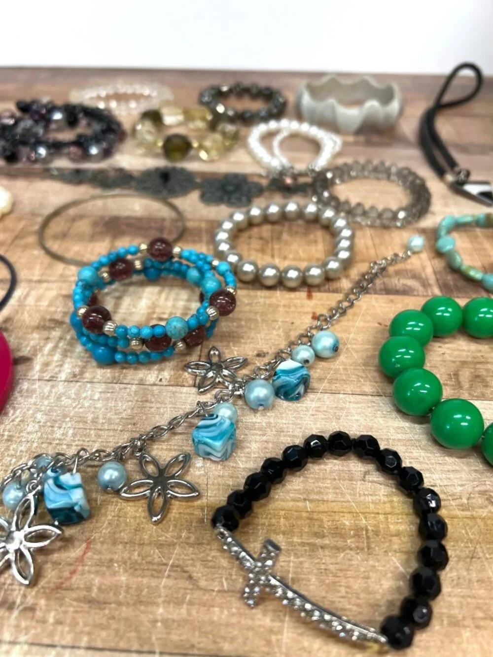 Vintage & Modern Bracelet & Jewelry Lot With Beads Pearls Metal & Resin For Craf